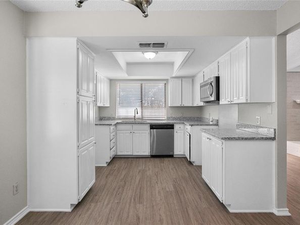 908  Highcrest Court , Arlington Texas 76017