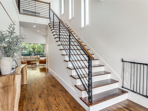 6932  Chantilly Court , Dallas Texas 75214