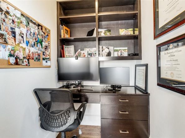 6932  Chantilly Court , Dallas Texas 75214