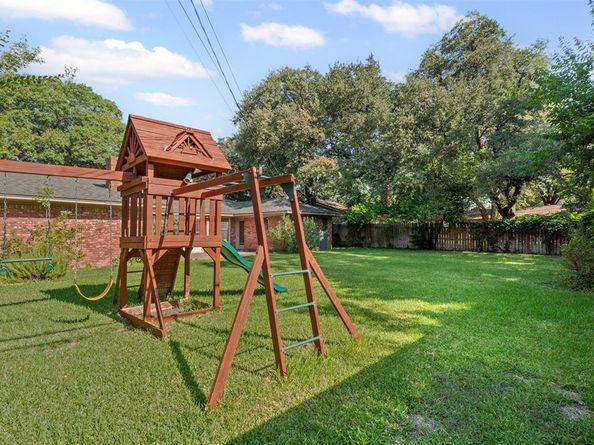 3721  Arborlawn Drive , Fort Worth Texas 76109