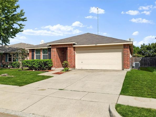 1917  Copper Mountain Drive , Fort Worth Texas 76247