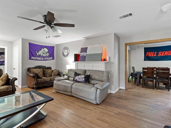 4016  Acacia Street , Fort Worth Texas 76109