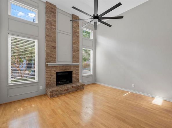1428  McCoy Street , Dallas Texas 75204