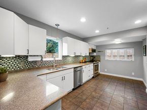 1428  McCoy Street , Dallas Texas 75204
