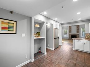 1428  McCoy Street , Dallas Texas 75204
