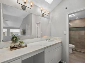1428  McCoy Street , Dallas Texas 75204