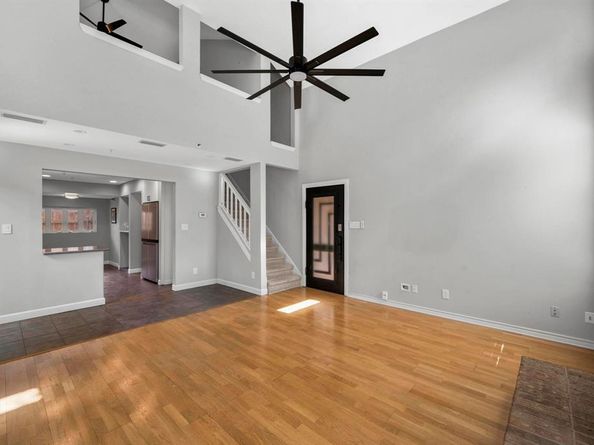 1428  McCoy Street , Dallas Texas 75204
