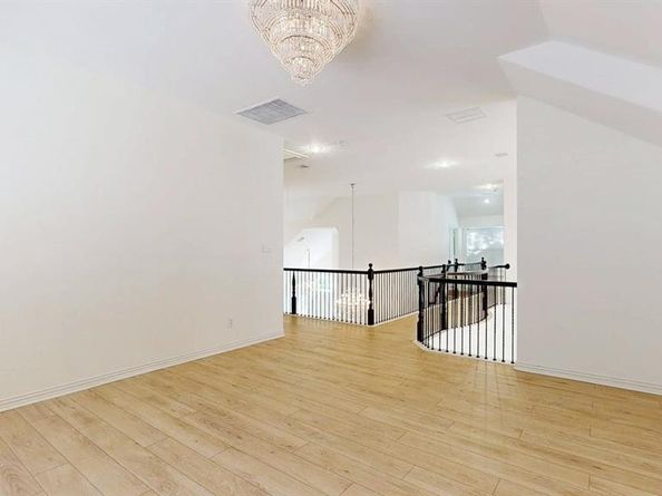 8709  Thompson Drive , Lantana Texas 76226