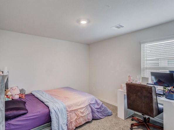 10305  Plumlee Lane , Aubrey Texas 76227