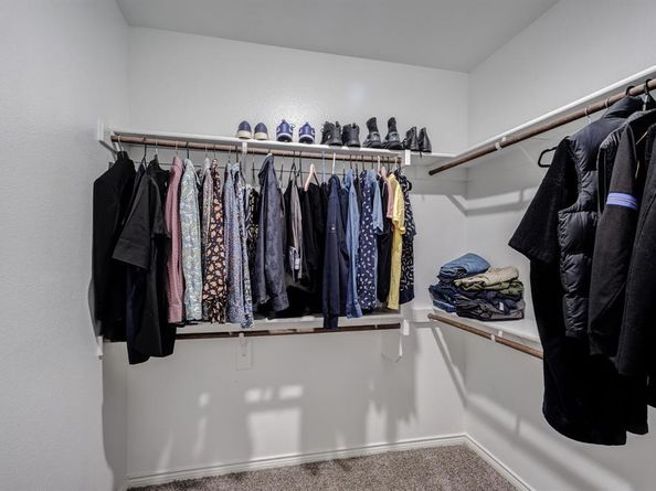 10305  Plumlee Lane , Aubrey Texas 76227