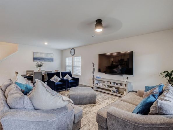 10305  Plumlee Lane , Aubrey Texas 76227