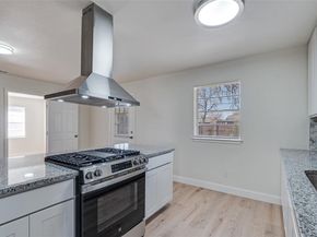 2527  Larchmont Drive , Mesquite Texas 75150