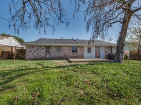 2527  Larchmont Drive , Mesquite Texas 75150