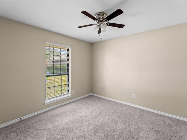 500  Pidgeon Court , DeSoto Texas 75115