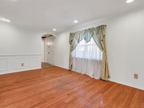 1832  Wonderlight Lane , Dallas Texas 75228