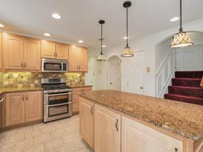 1832  Wonderlight Lane , Dallas Texas 75228