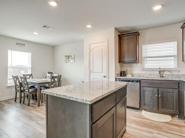 10813  Copper Hills Lane , Fort Worth Texas 76108