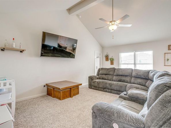 10813  Copper Hills Lane , Fort Worth Texas 76108