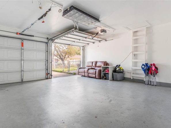 2404  Catalina Drive , Mesquite Texas 75150