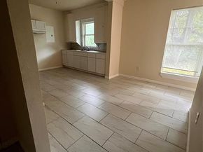 1466 E Myrtle Street , Fort Worth Texas 76104