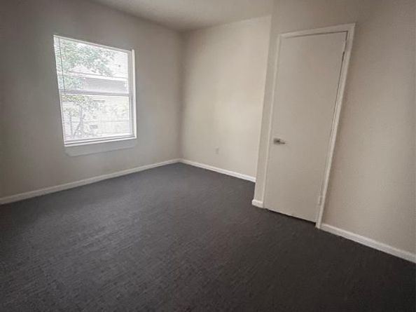 1466 E Myrtle Street , Fort Worth Texas 76104