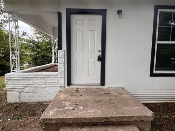 1466 E Myrtle Street , Fort Worth Texas 76104