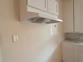 1466 E Myrtle Street , Fort Worth Texas 76104