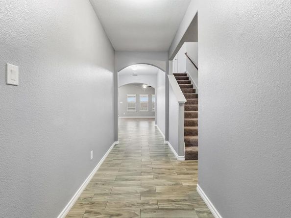 445  Pollyann Trail , Fort Worth Texas 76052