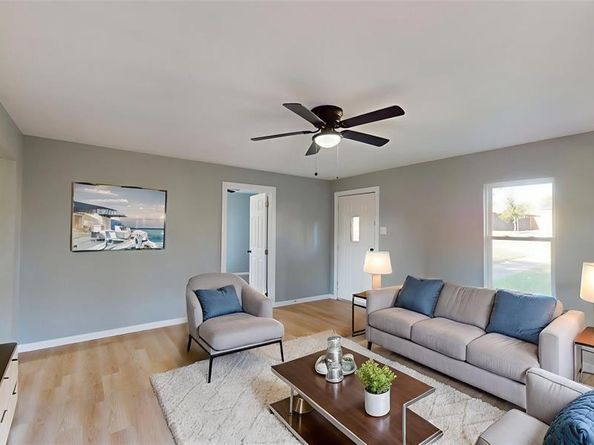 5729  Donnelly Avenue , Fort Worth Texas 76107