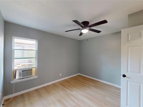 5729  Donnelly Avenue , Fort Worth Texas 76107