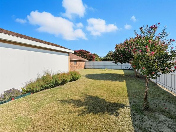 302  Apollo Road , Garland Texas 75040