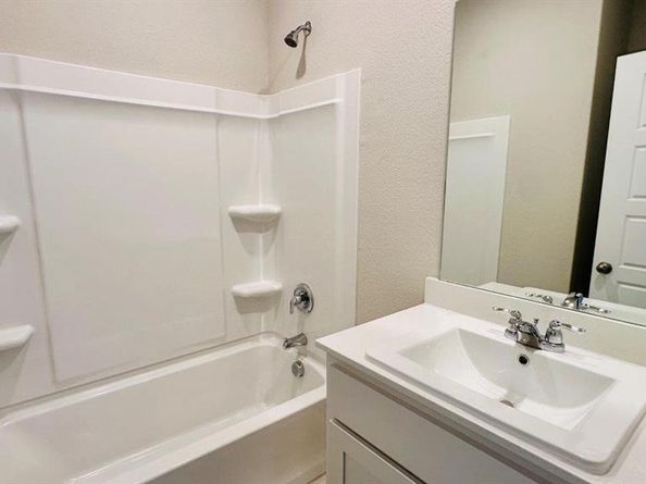 9348  PEAR BUTTE Drive , Fort Worth Texas 76140