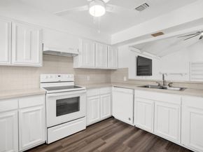 13351  Kit Lane , Dallas Texas 75240