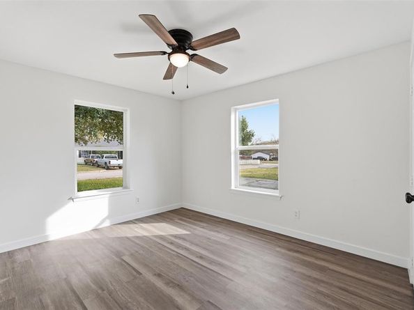 513  Paddy Street , Mesquite Texas 75149