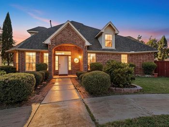 4816  Club View Circle 