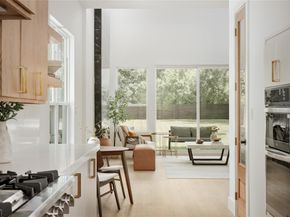 4046  Baker Avenue , Dallas Texas 75212