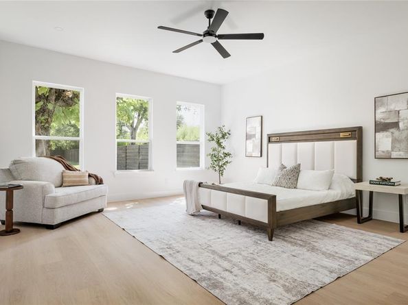 4046  Baker Avenue , Dallas Texas 75212