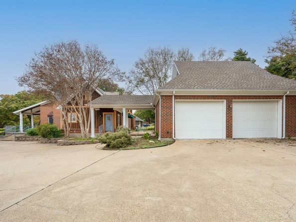 23  Lakeway Drive , Heath Texas 75032