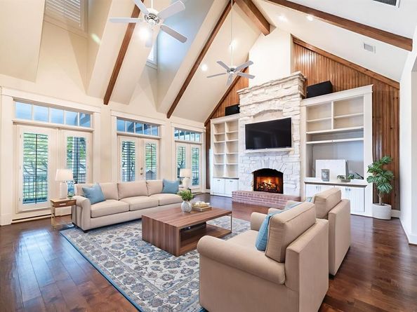 23  Lakeway Drive , Heath Texas 75032