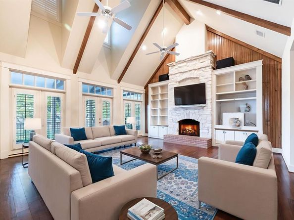 23  Lakeway Drive , Heath Texas 75032