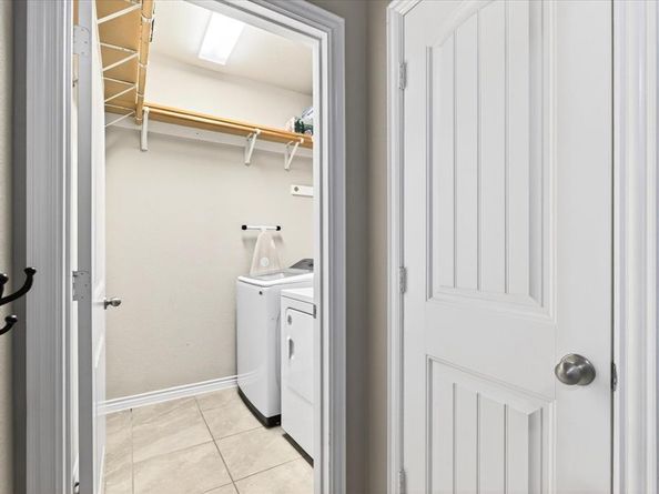 313  Countryside Drive , Aubrey Texas 76227