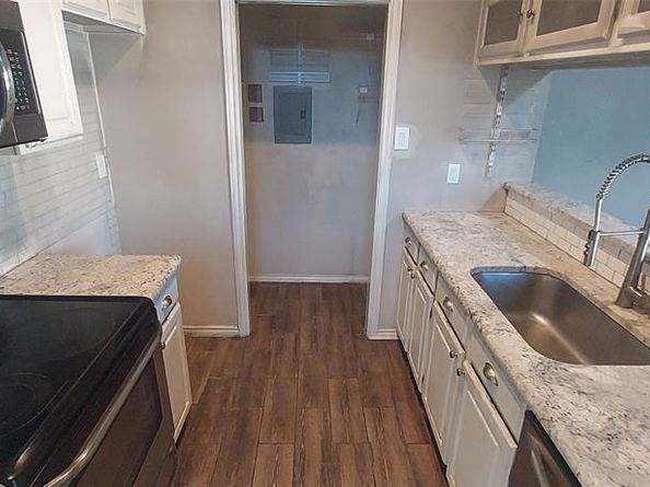 7340  Skillman Street  512, Dallas Texas 75231