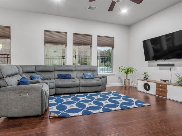 1229  Harris Hawk Way , Arlington Texas 76005