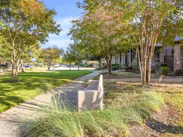 1229  Harris Hawk Way , Arlington Texas 76005