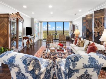 6335 W Northwest Highway 