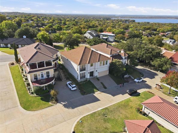 7725  Lakeview Circle , Fort Worth Texas 76179