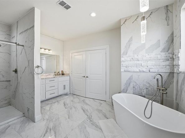 7725  Lakeview Circle , Fort Worth Texas 76179