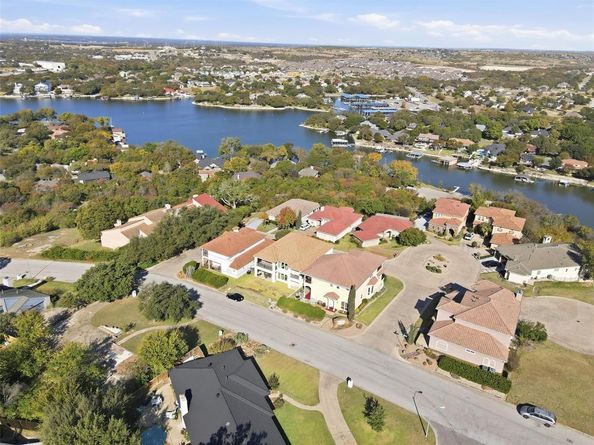 7725  Lakeview Circle , Fort Worth Texas 76179