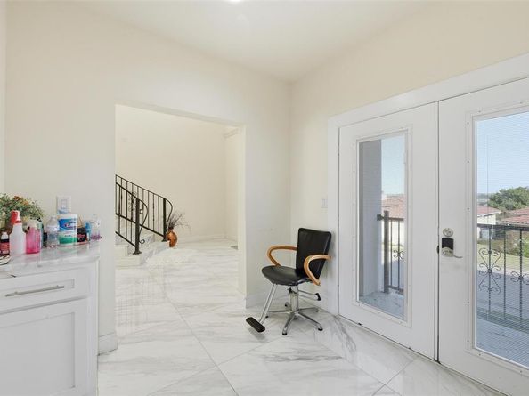 7725  Lakeview Circle , Fort Worth Texas 76179