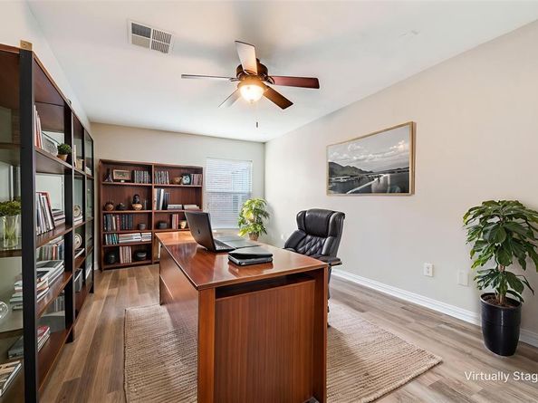 4742  Coyote Trail , Dallas Texas 75227